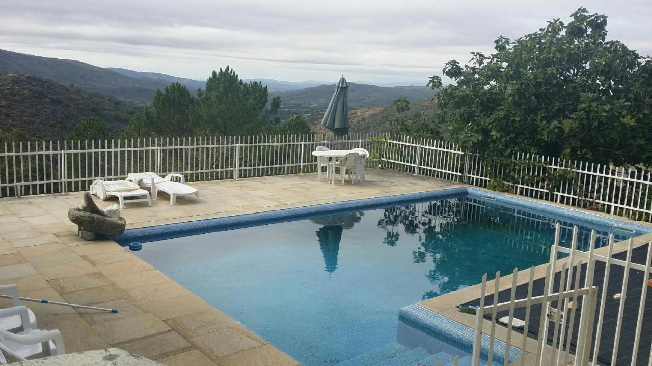 Hôtel Casa Do Castelo à Sortelha Extérieur photo